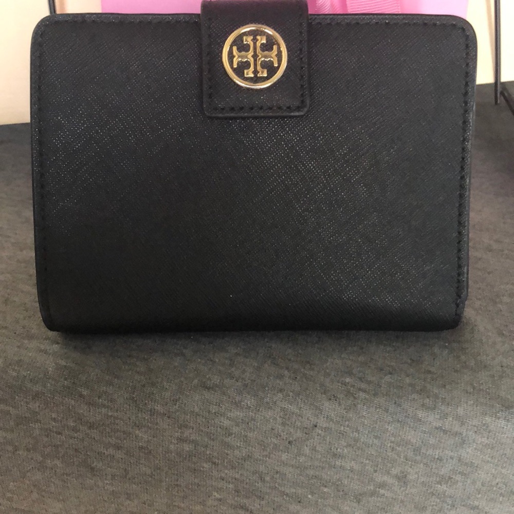 Tori Burch wallet black medium size. Like new